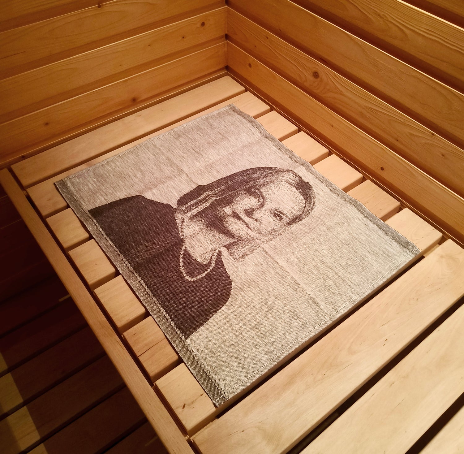 Riikka Purra pefletti