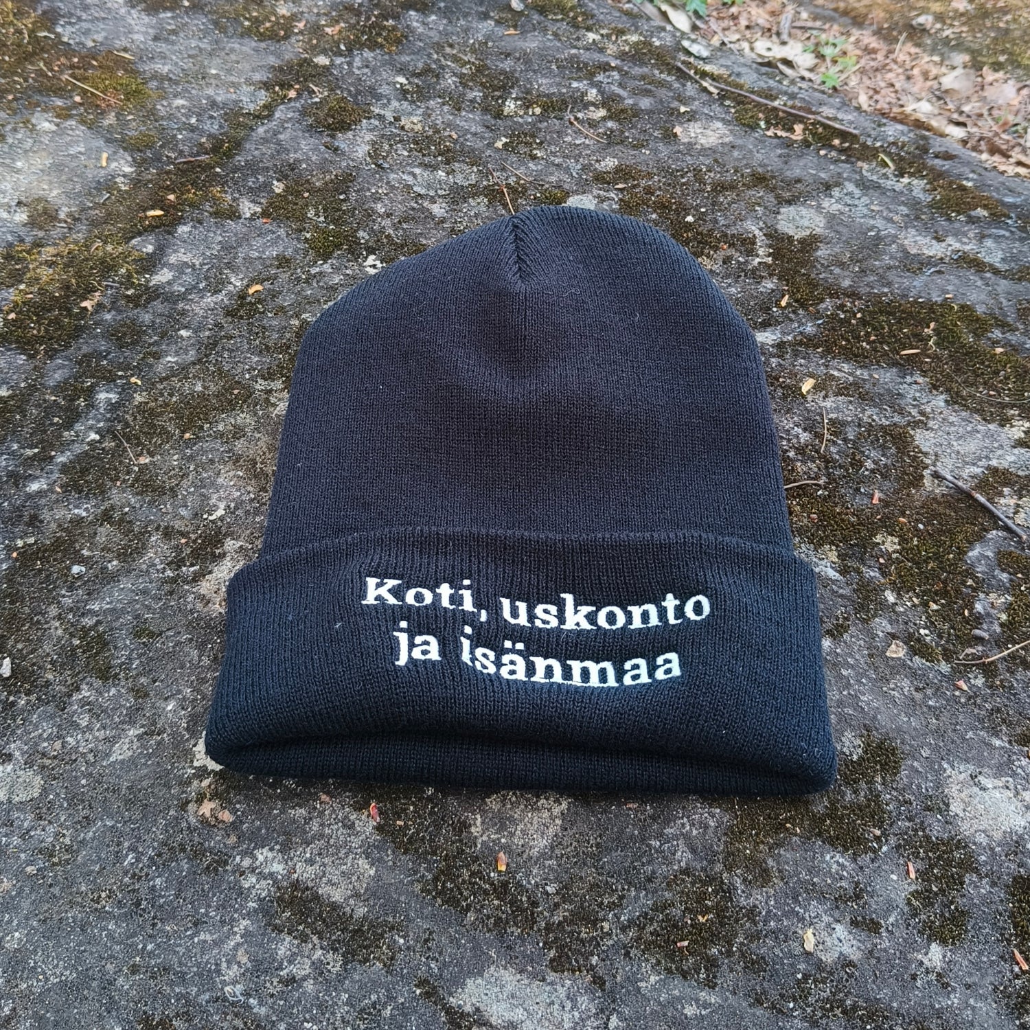 Koti, uskonto ja isänmaa Pipo