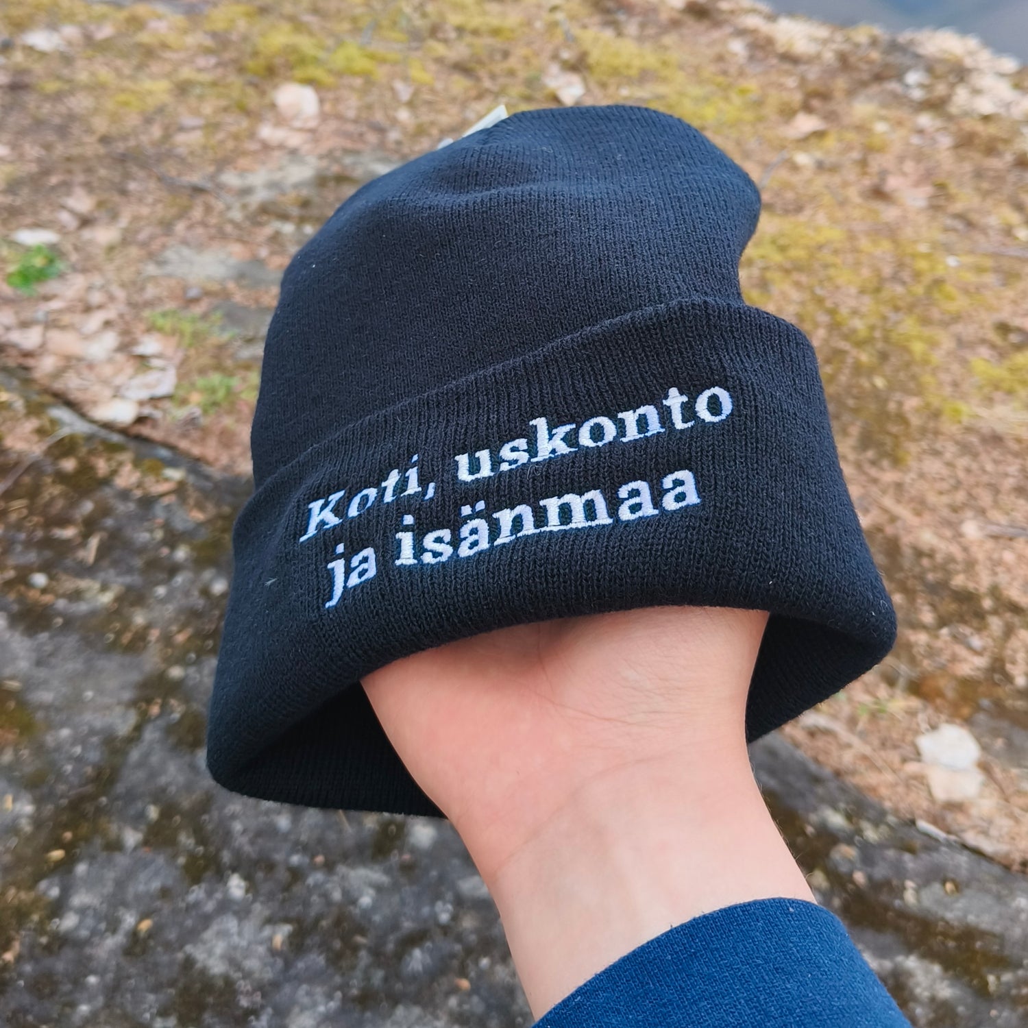 Koti, uskonto ja isänmaa Pipo